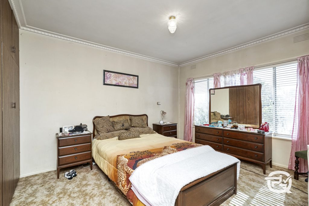25 Russet Street, Leeton NSW 2705 - photo 7