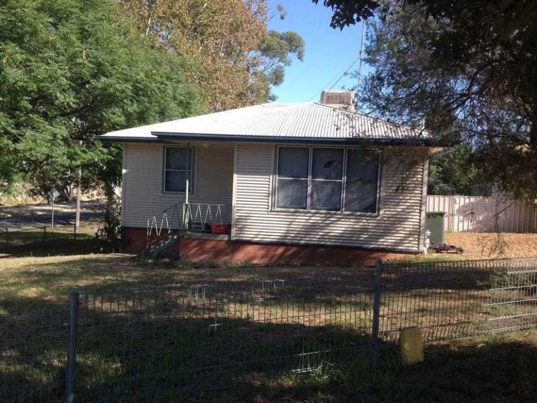 58 Frederica Street, Narrandera NSW 2700 - photo 5