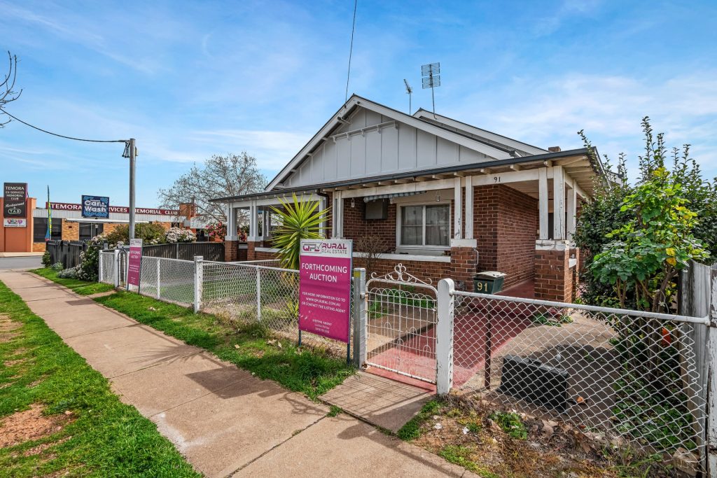 91 Loftus Street, Temora NSW 2666 - photo 2