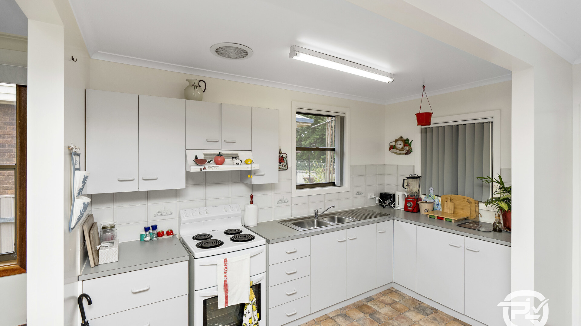 21 Melbourne Street, Narrandera NSW 2700 - photo 5