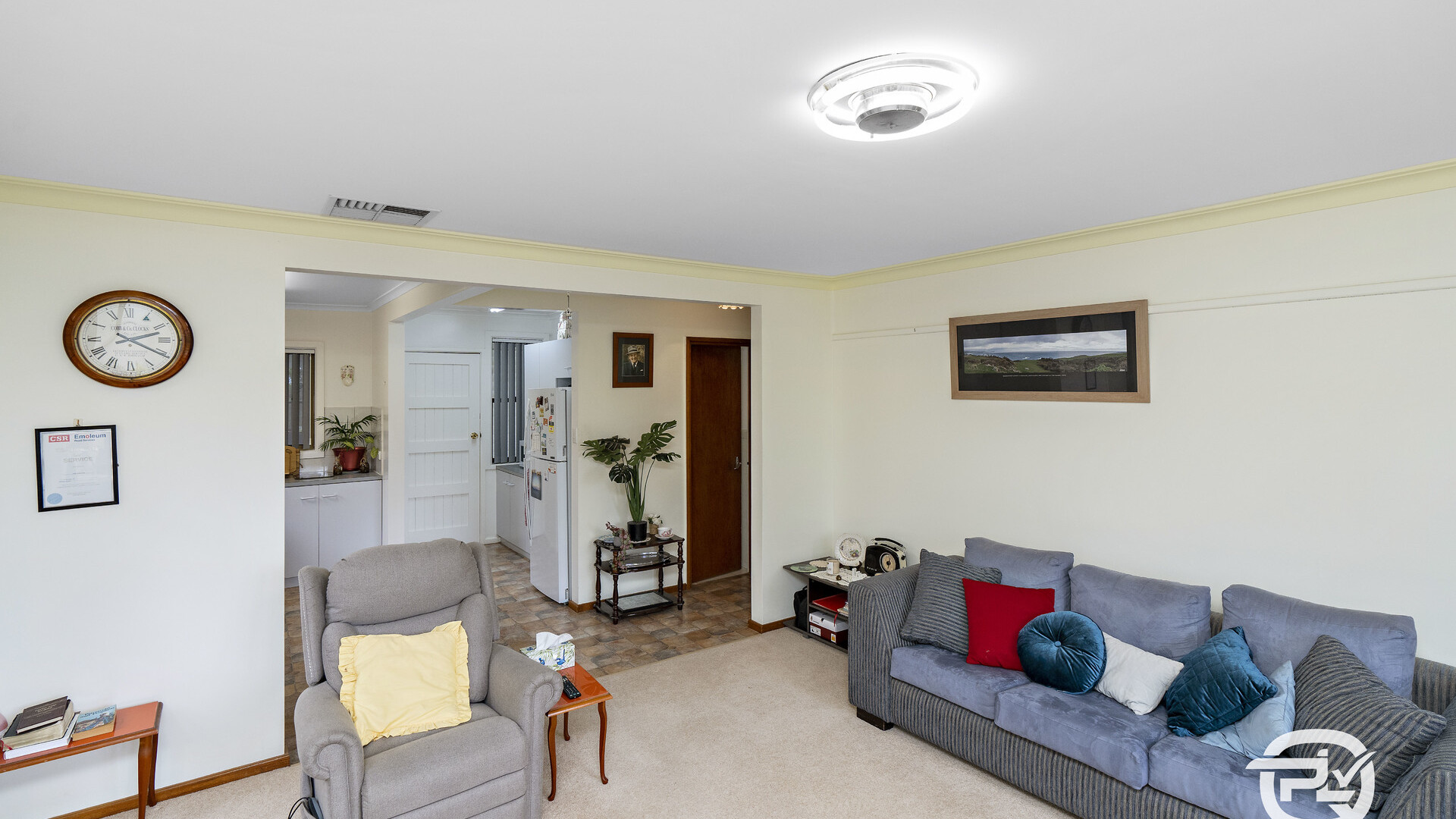 21 Melbourne Street, Narrandera NSW 2700 - photo 9