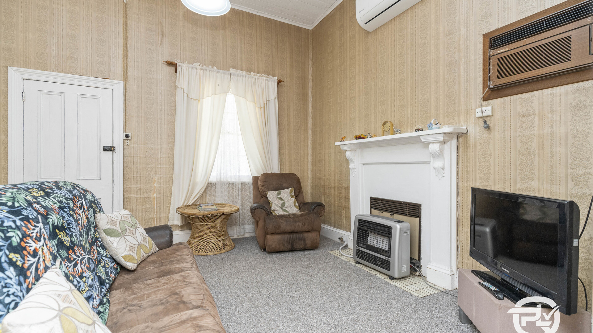 50 Twynam Street, Narrandera NSW 2700 - photo 7