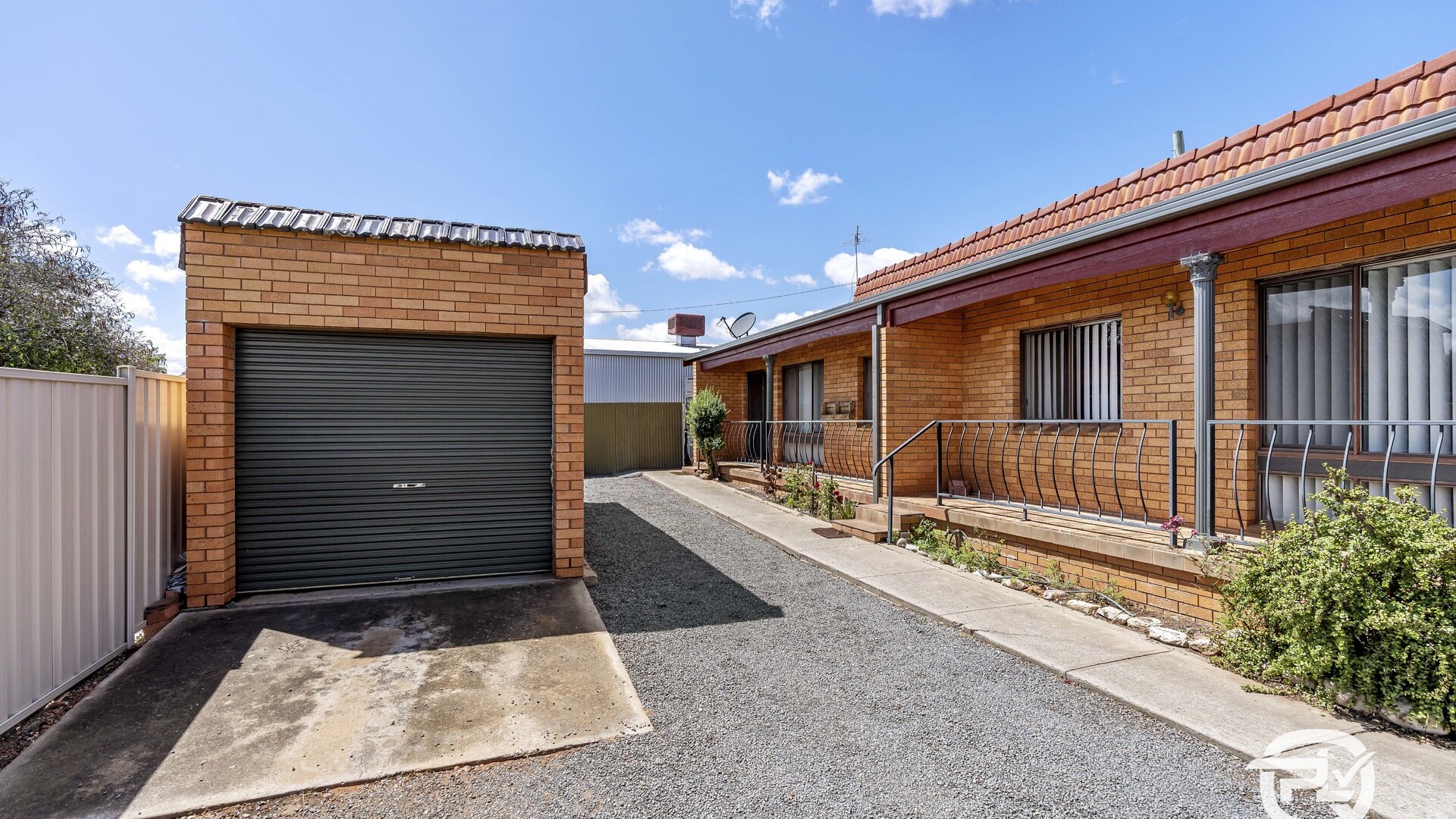 4/30 Willow Street, Leeton NSW 2705 - photo 10