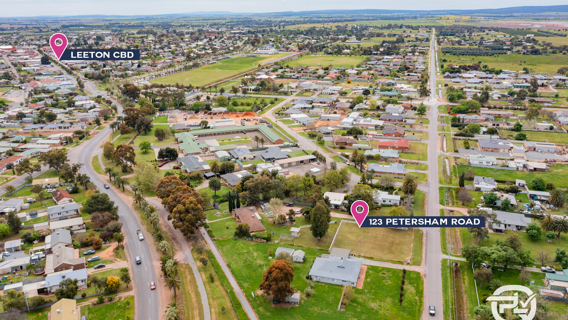 123 Petersham Road, Leeton NSW 2705 - photo 3