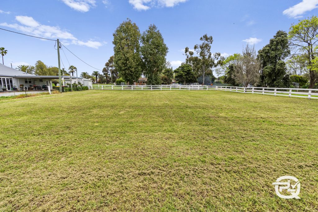 123 Petersham Road, Leeton NSW 2705 - photo 4
