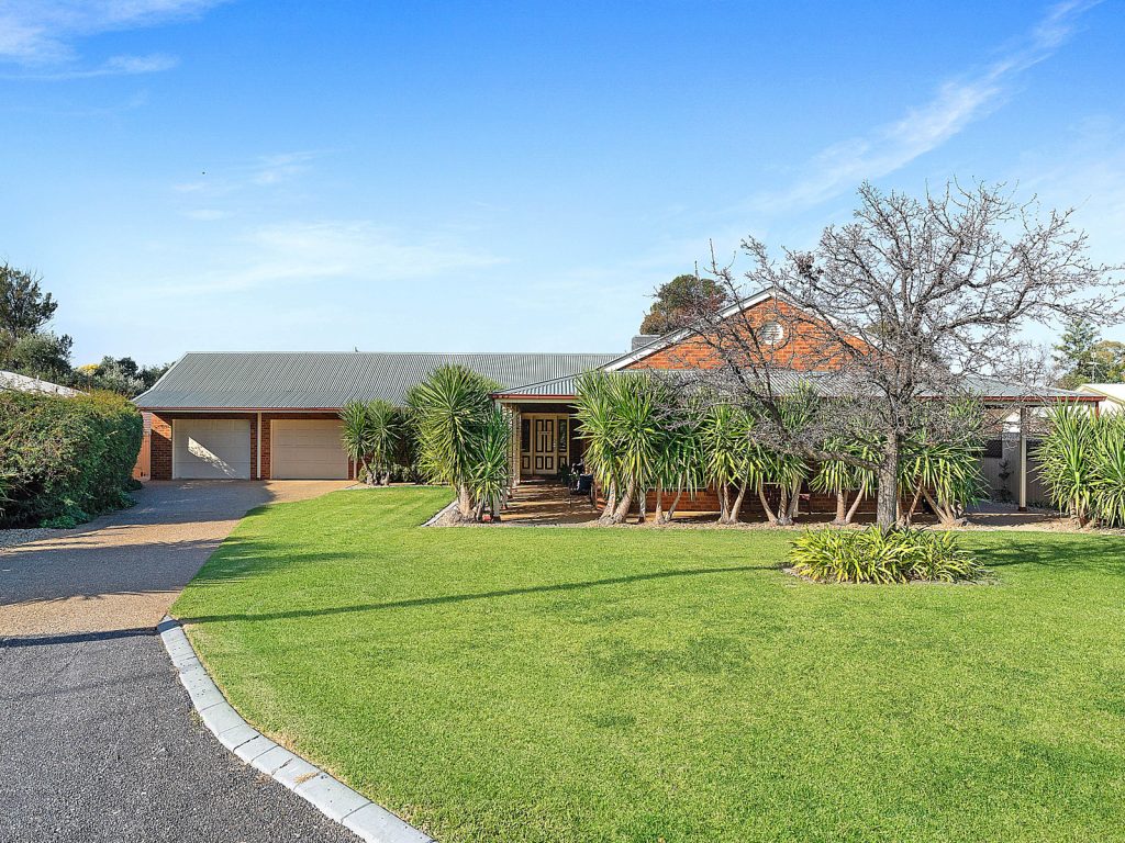 32 Tulipwood Road, Leeton NSW 2705 - photo 17