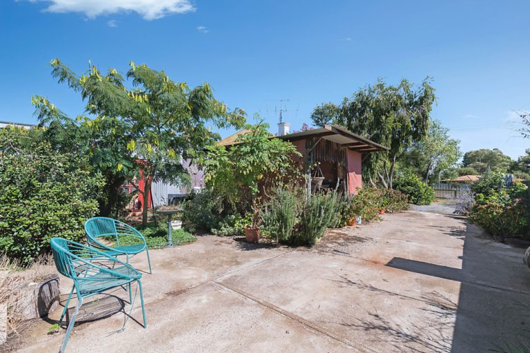 35 Ashton Street, Ariah Park NSW 2665 - photo 14
