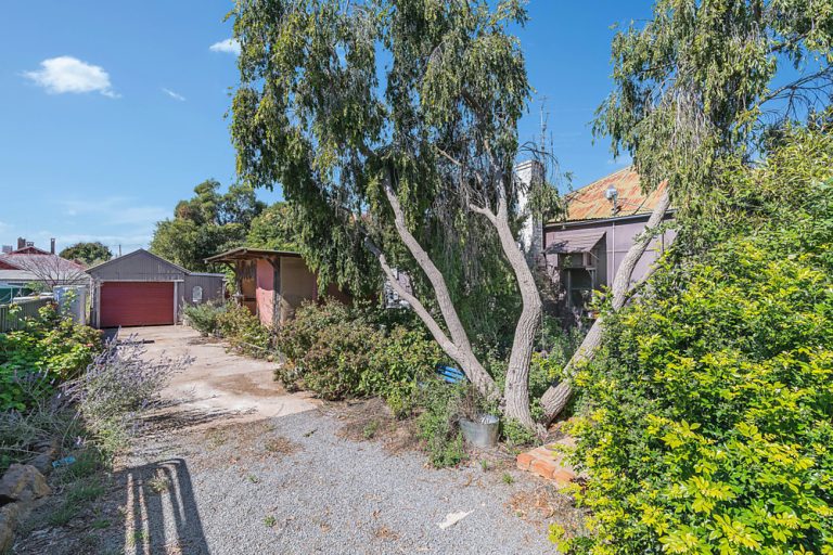 35 Ashton Street, Ariah Park NSW 2665 - photo 15
