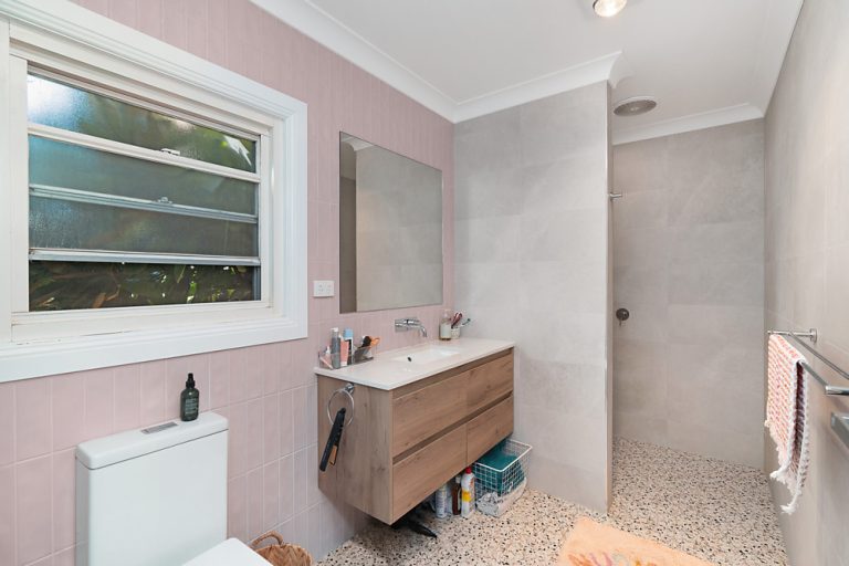81 Mirrool Street, Coolamon NSW 2701 - photo 6