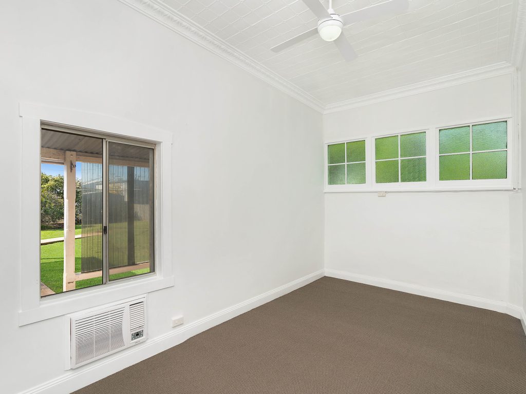 183 De Boos Street, Temora NSW 2666 - photo 12