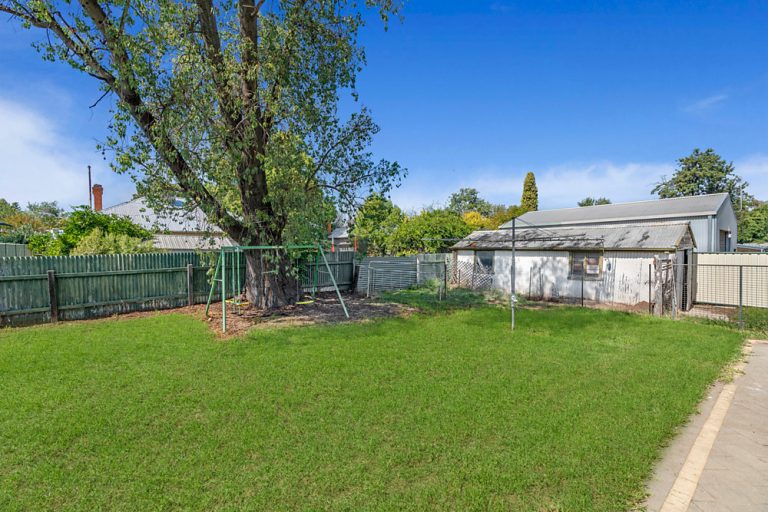 39 Arthur Street, Narrandera NSW 2700 - photo 21
