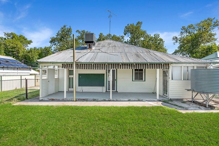 39 Arthur Street, Narrandera NSW 2700 - photo 22