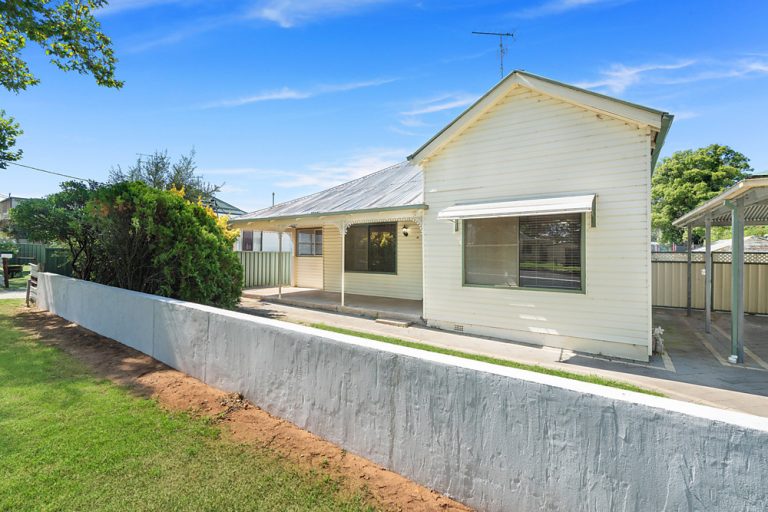 39 Arthur Street, Narrandera NSW 2700 - photo 25