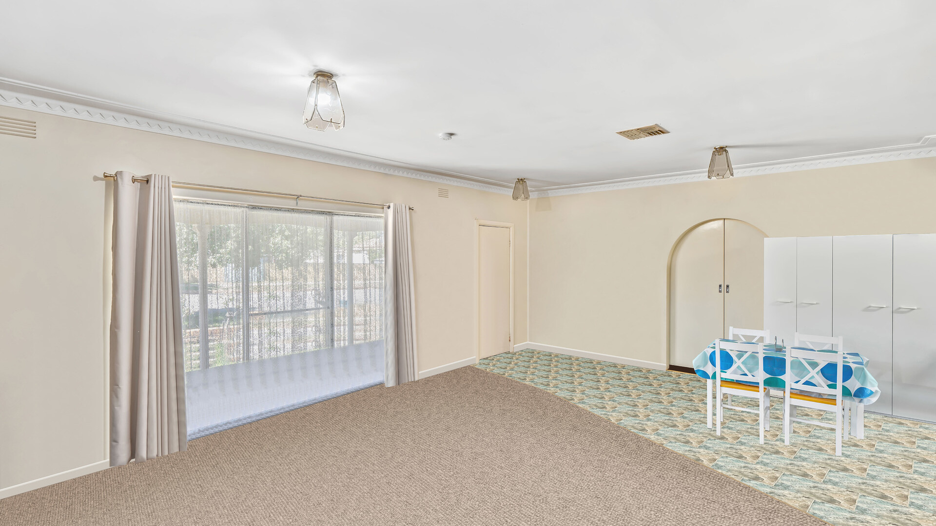 80 Haig Street, Temora NSW 2666 - photo 4