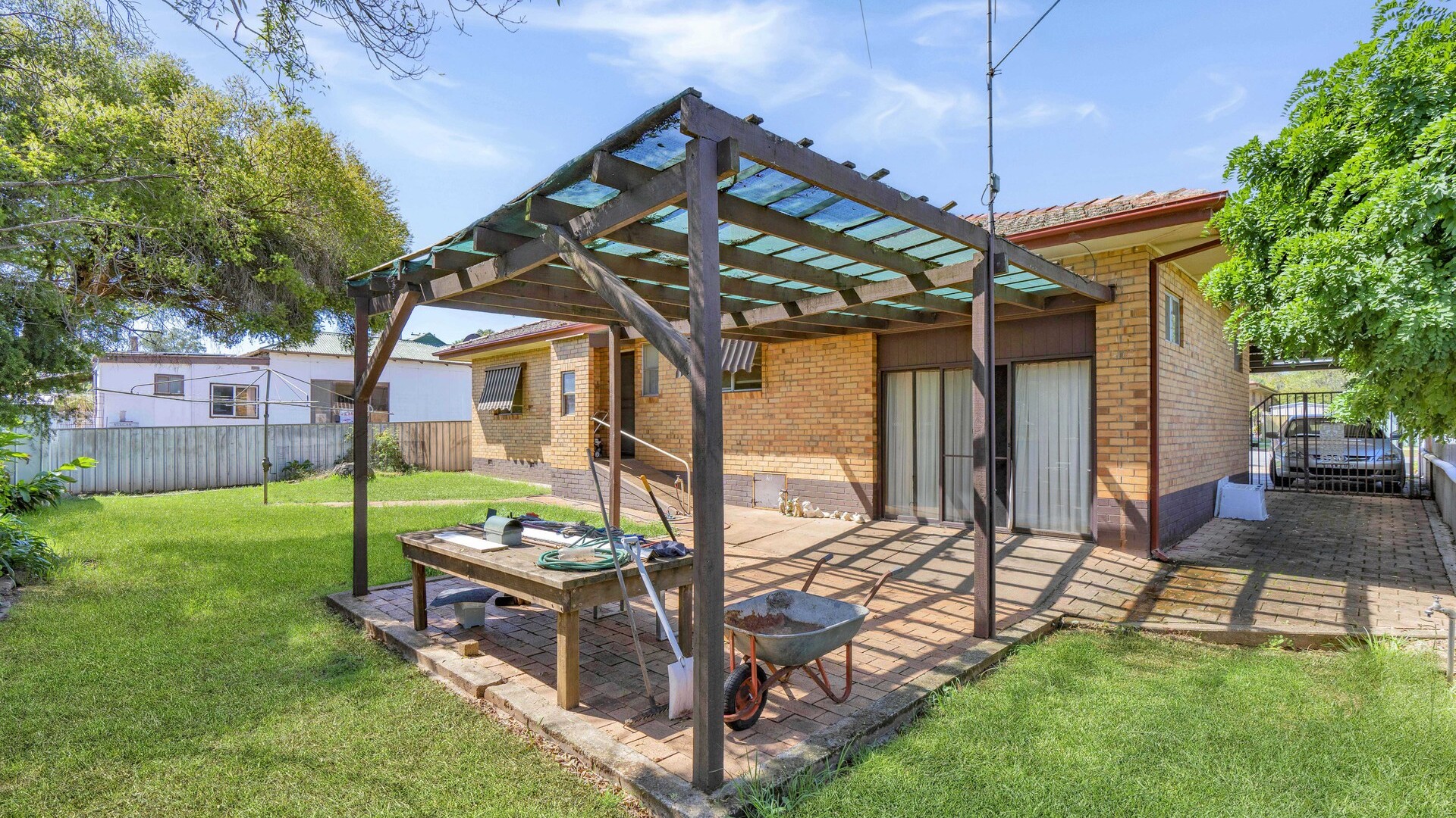 80 Haig Street, Temora NSW 2666 - photo 9