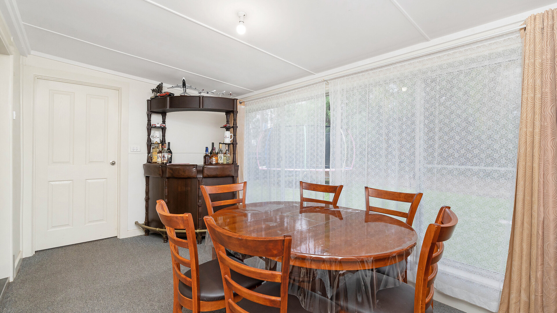 3 Weir Park Road, Narrandera NSW 2700 - photo 6