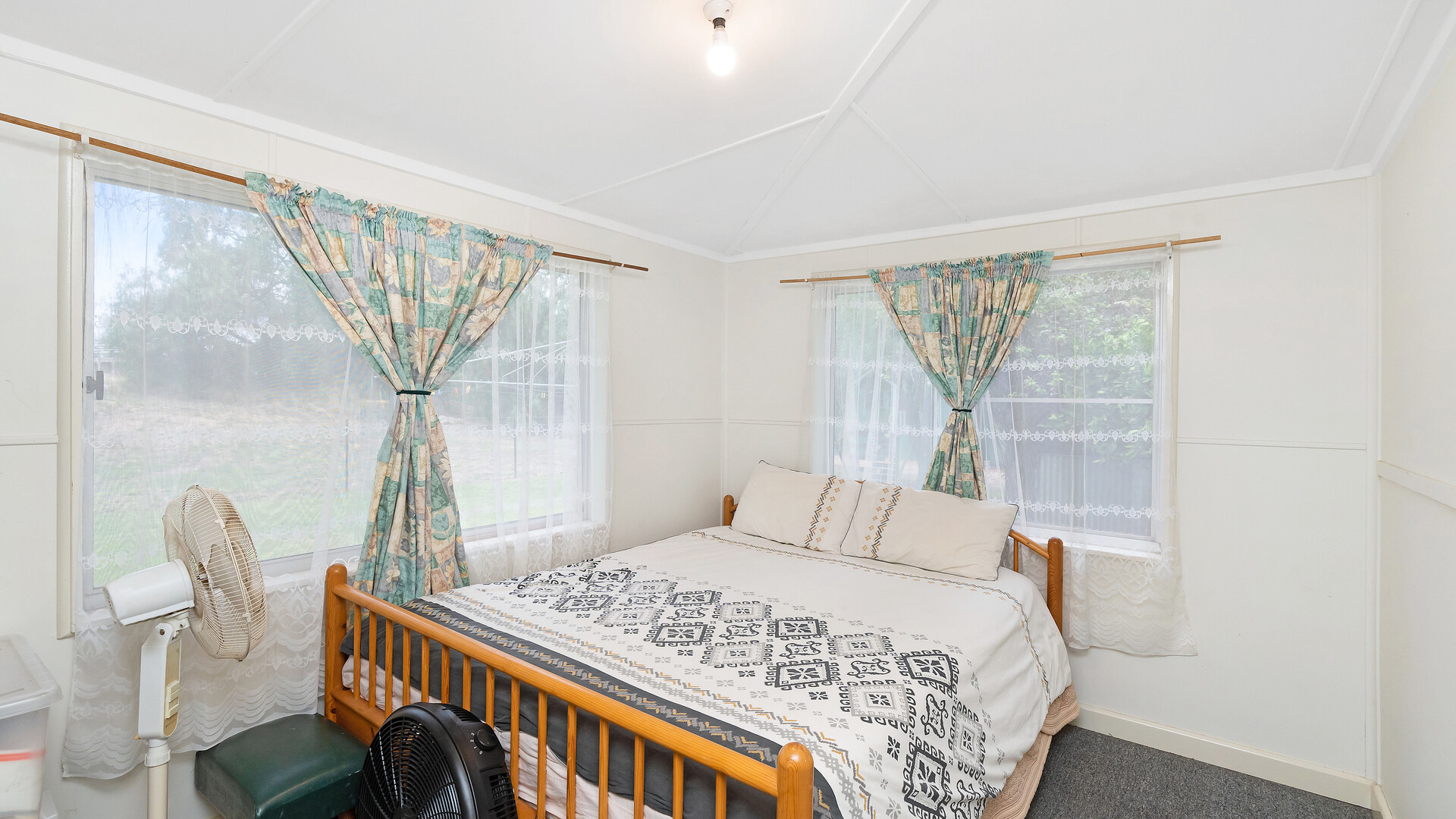 3 Weir Park Road, Narrandera NSW 2700 - photo 8