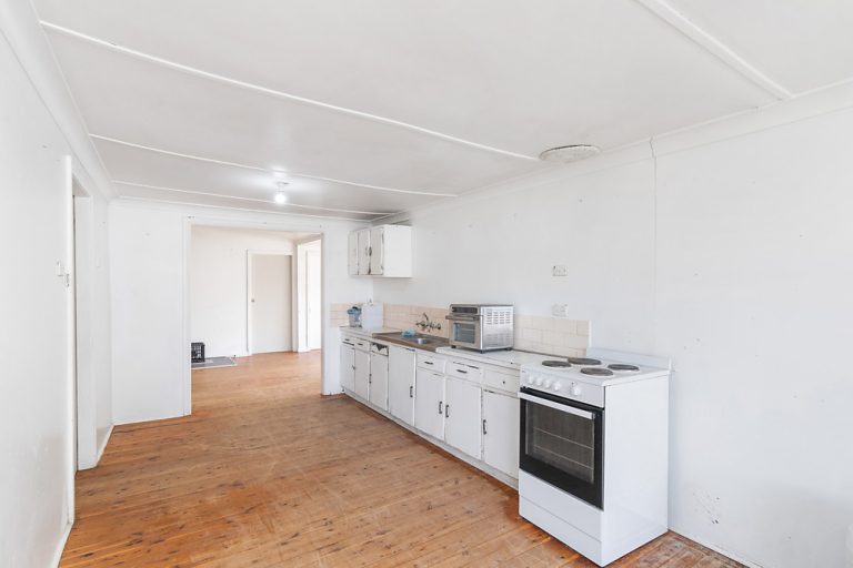 20 Chantilly Street, Narrandera NSW 2700 - photo 3