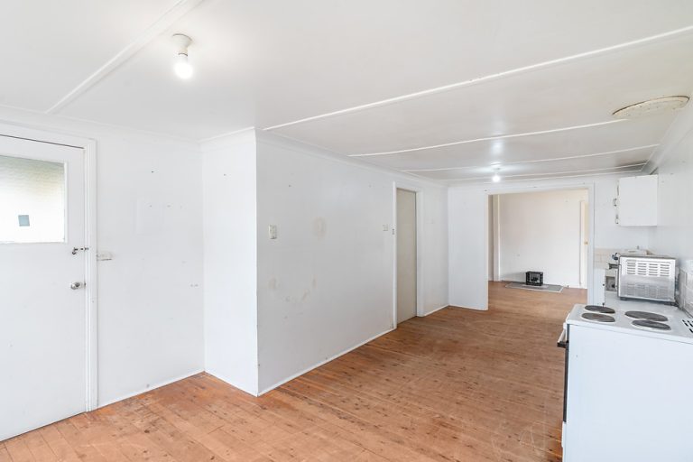 20 Chantilly Street, Narrandera NSW 2700 - photo 4