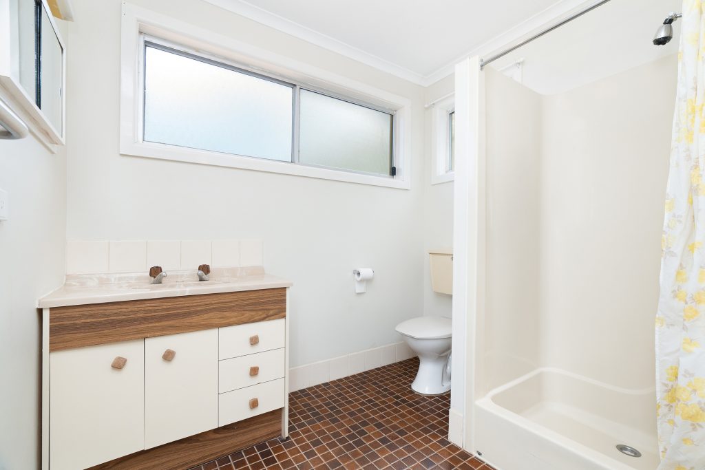 19 Ash Street, Leeton NSW 2705 - photo 9