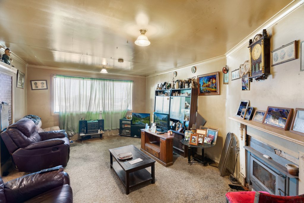 49 Roslyn Street, Narrandera NSW 2700 - photo 3