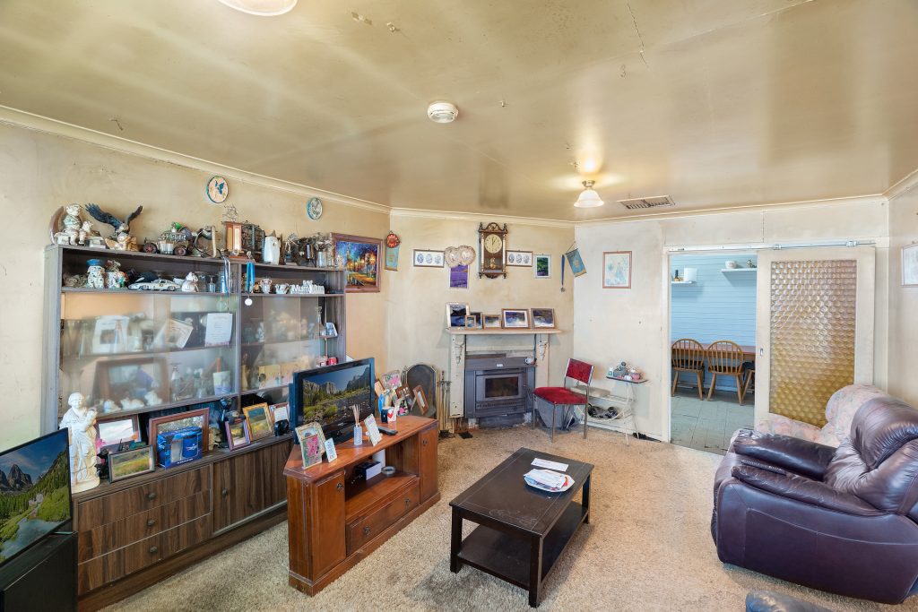 49 Roslyn Street, Narrandera NSW 2700 - photo 4
