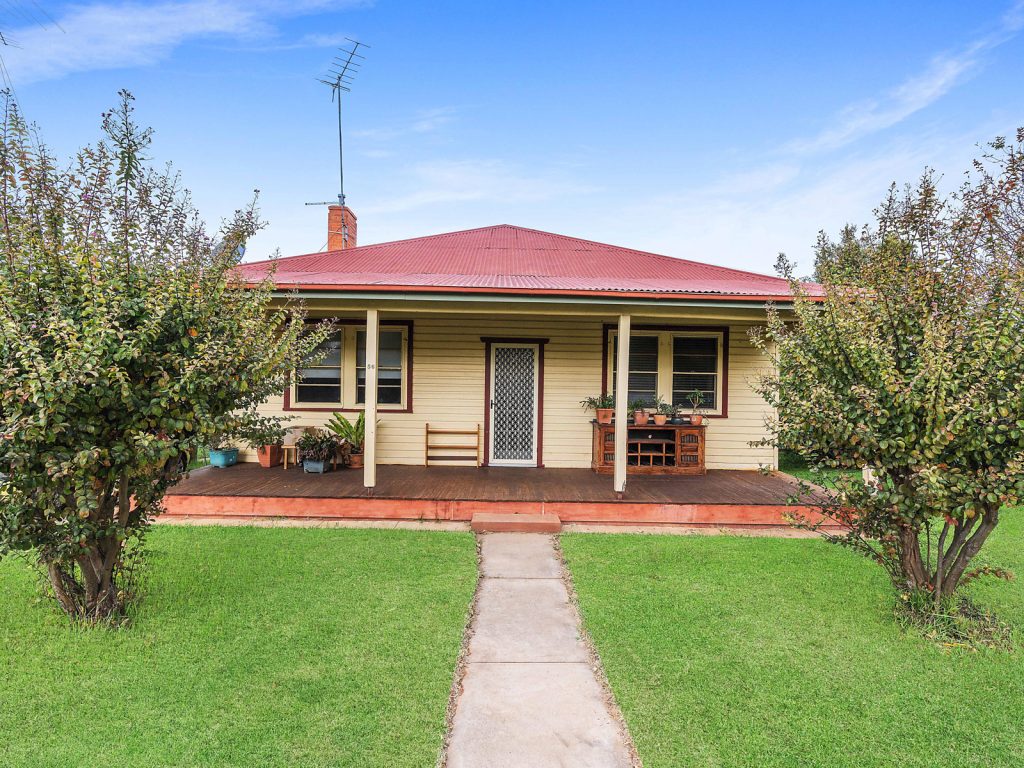 56 Twynam Street, Narrandera NSW 2700 - McGrath Riverina