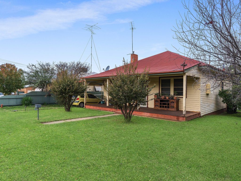 56 Twynam Street, Narrandera NSW 2700 - photo 15