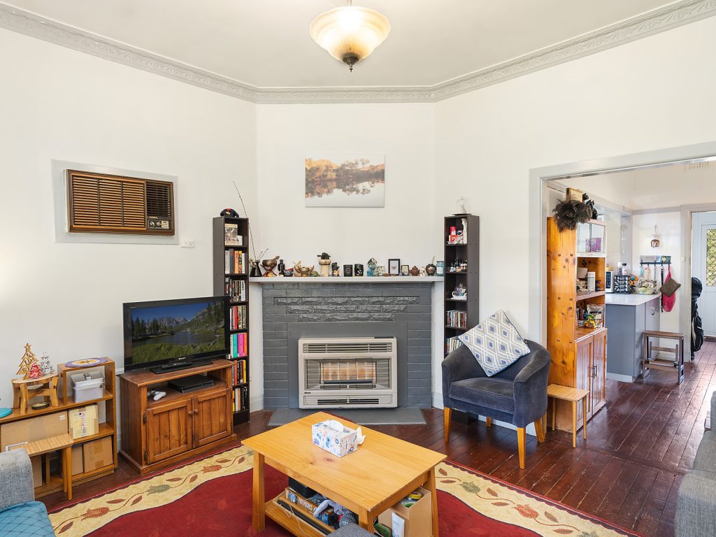 56 Twynam Street, Narrandera NSW 2700 - photo 8