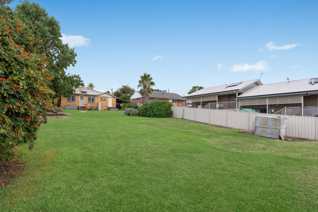 76 Twynam Street, Narrandera NSW 2700 - photo 11