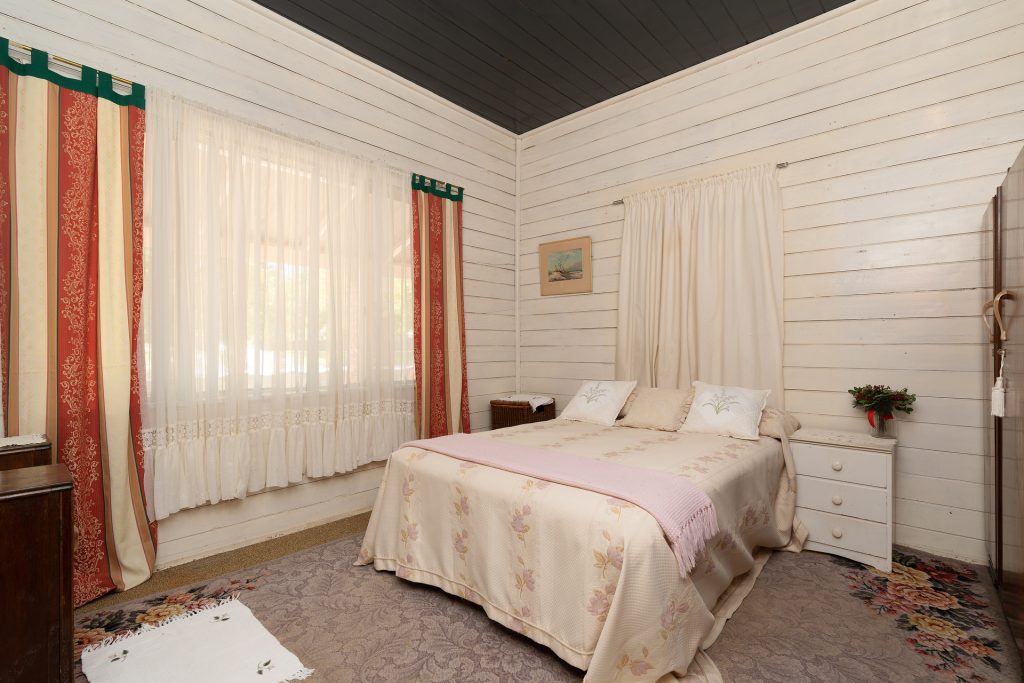 76 Twynam Street, Narrandera NSW 2700 - photo 5