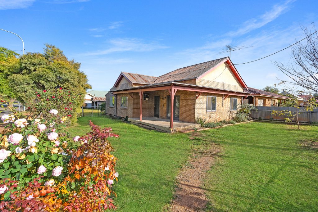 154 Gardner Street, Temora NSW 2666 - McGrath Riverina