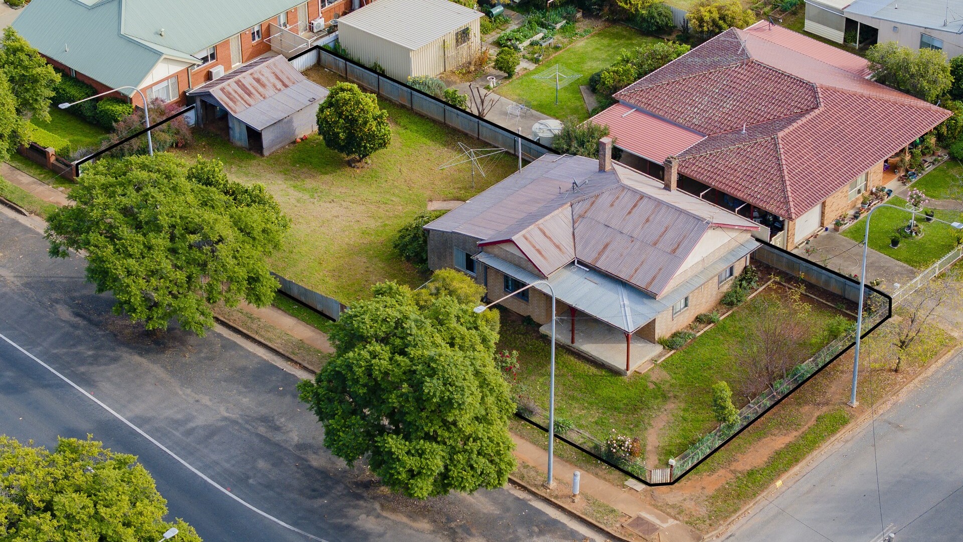 154 Gardner Street, Temora NSW 2666 - photo 12