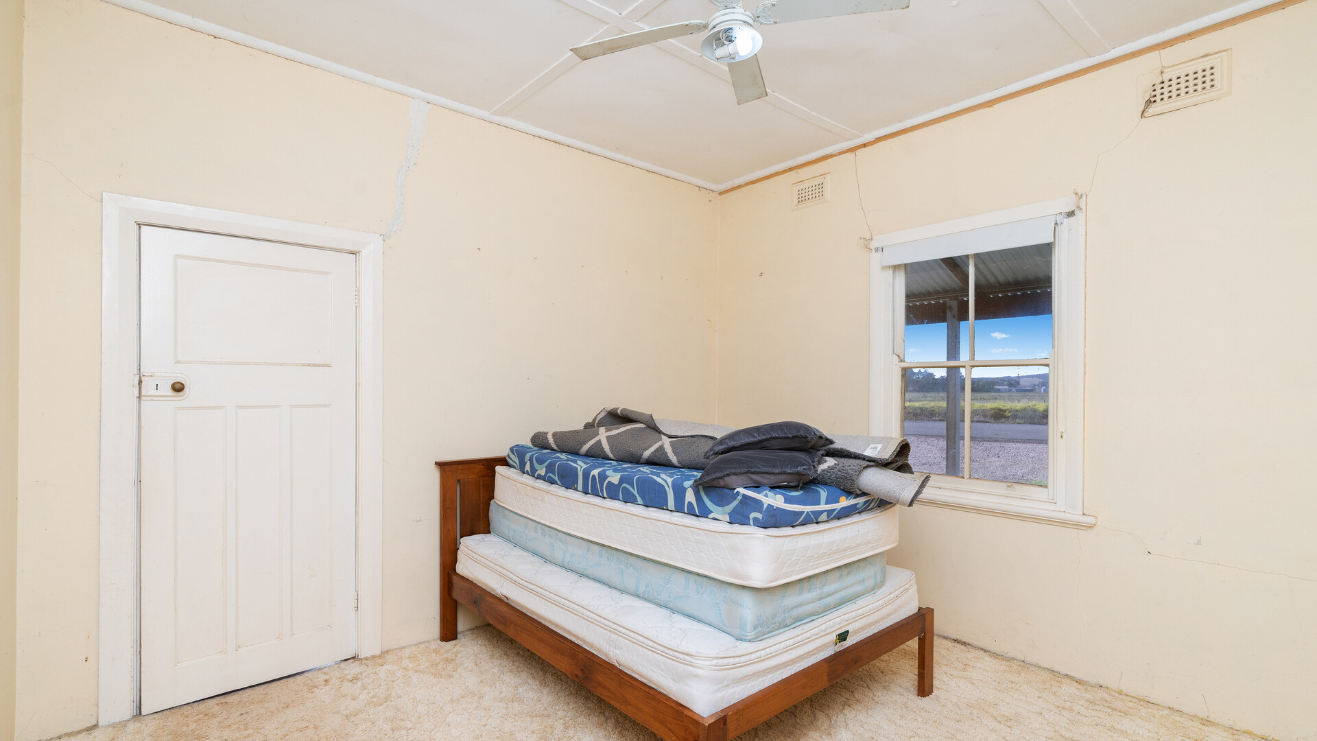148 Davis Road, Yanco NSW 2703 - photo 11