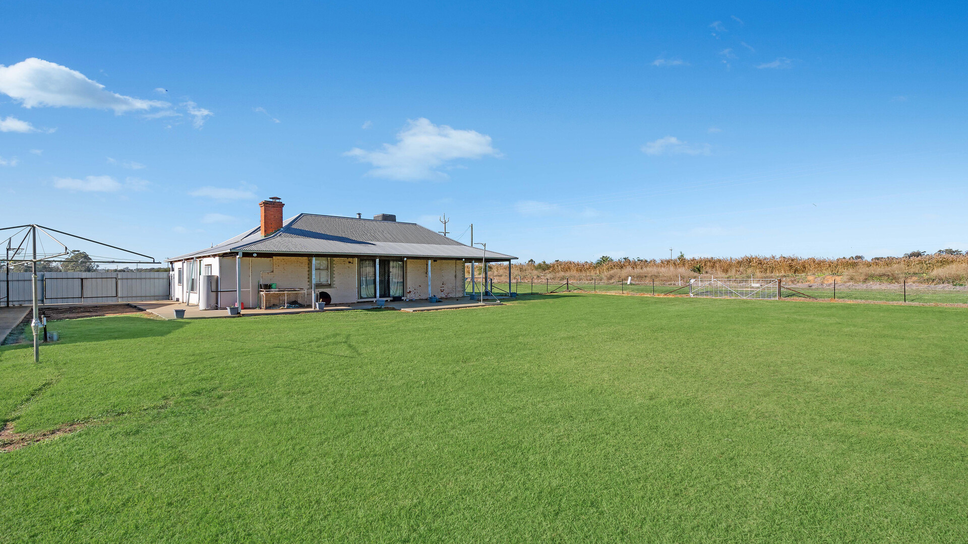 148 Davis Road, Yanco NSW 2703 - photo 14
