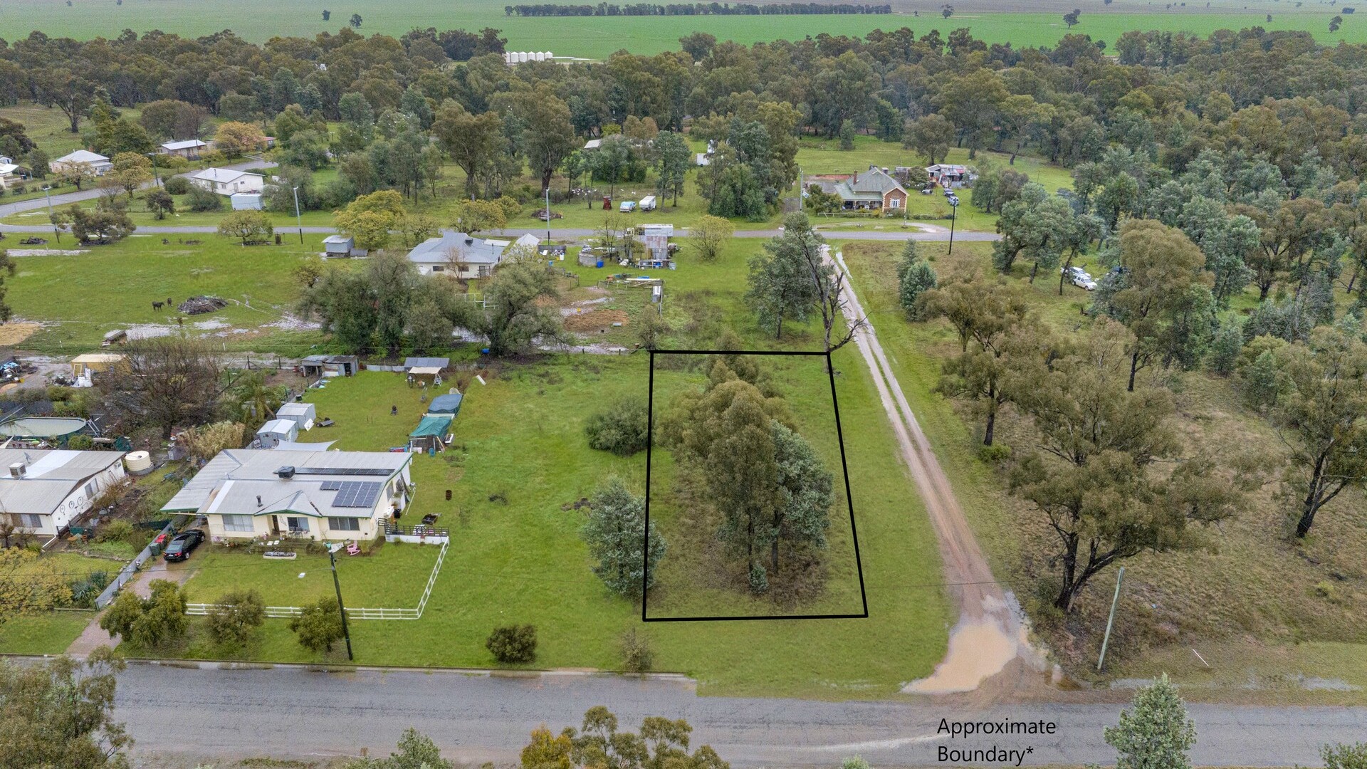 30 Ariah Street, Beckom NSW 2665 - photo 2