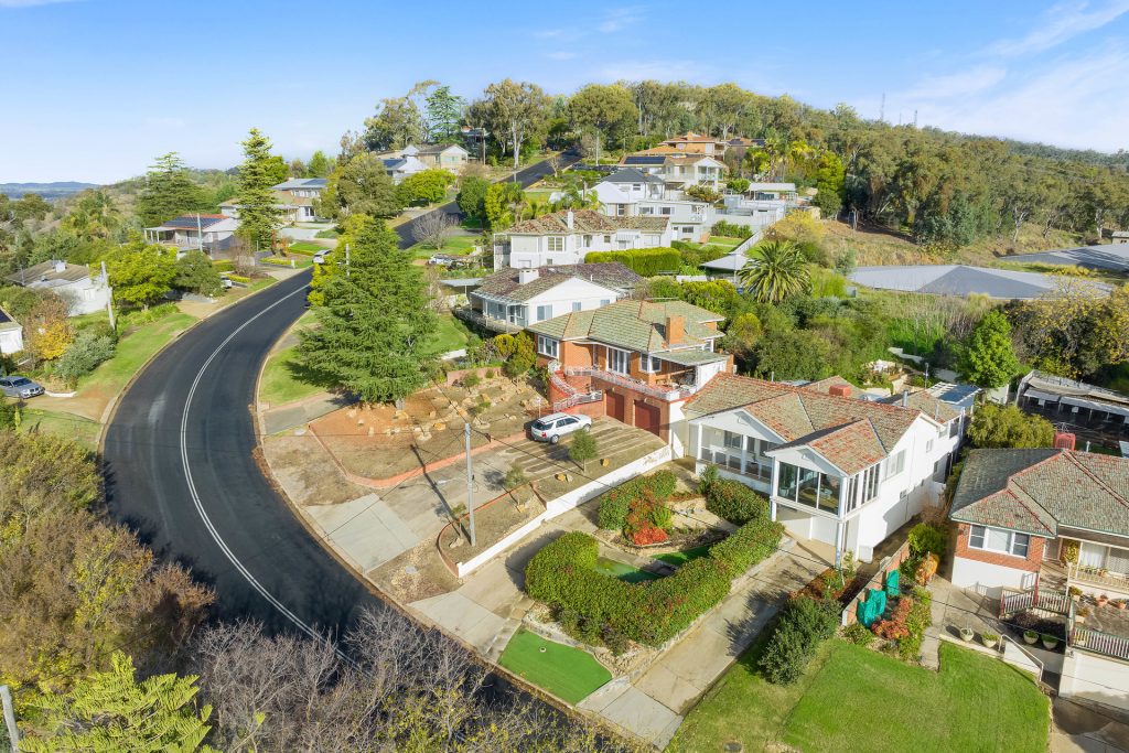 6 Beauty Point Avenue, Turvey Park NSW 2650 - photo 15