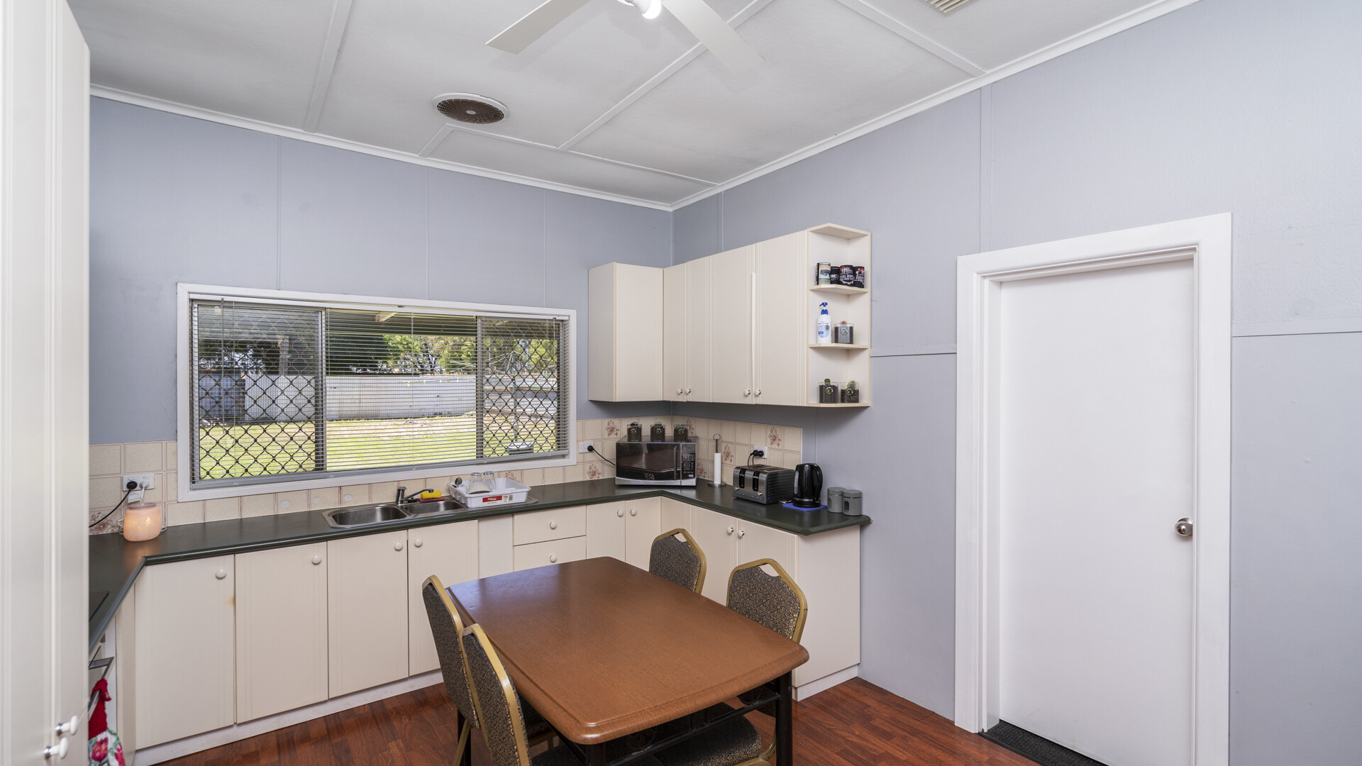 7 Brisbane Street, Wamoon NSW 2705 - photo 7