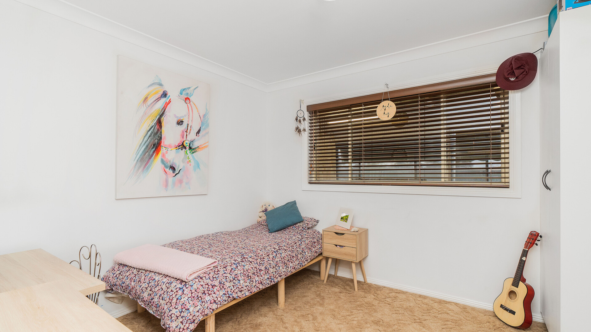 17 Airport Street, Temora NSW 2666 - photo 6