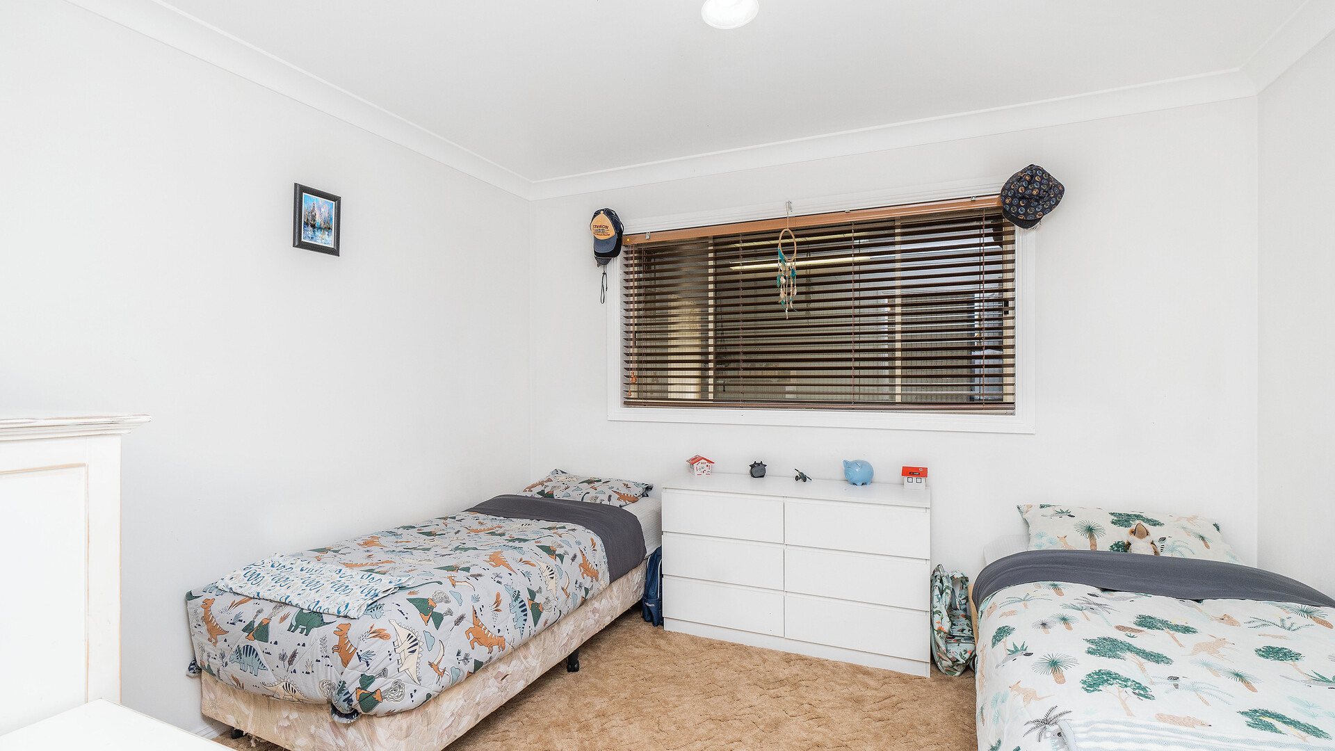 17 Airport Street, Temora NSW 2666 - photo 7