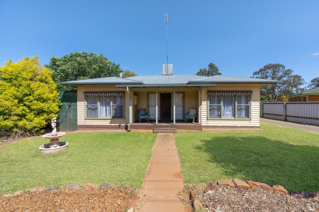 34 Mithul Street, Ardlethan NSW 2665 - McGrath Riverina