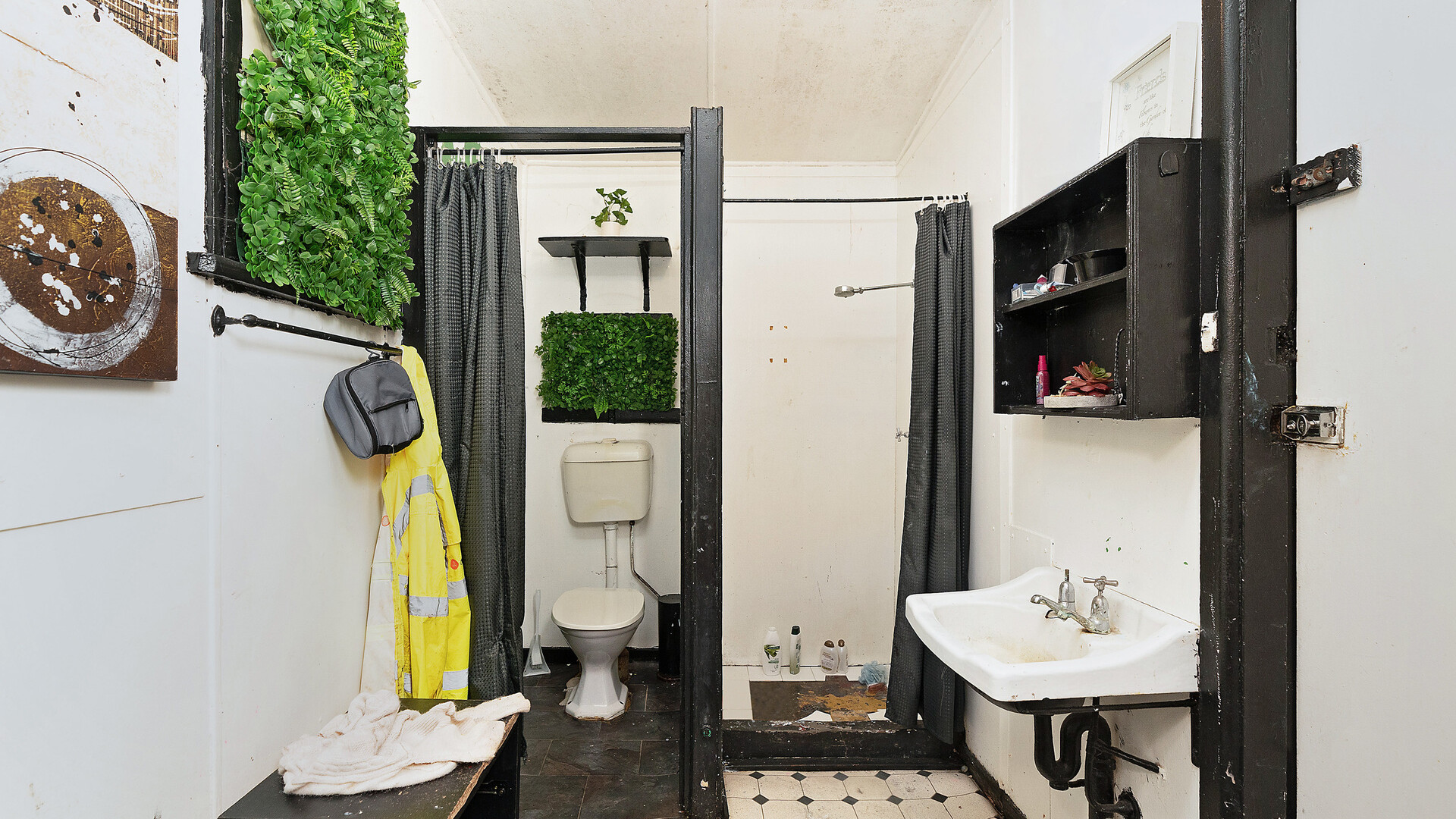 70 Dalgetty Street, Narrandera NSW 2700 - photo 9