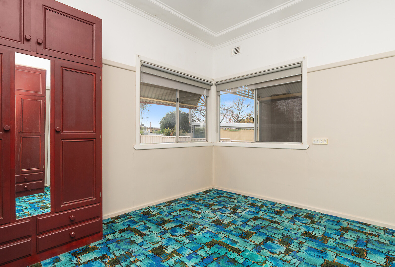 2 Sally Street, Leeton NSW 2705 - photo 6