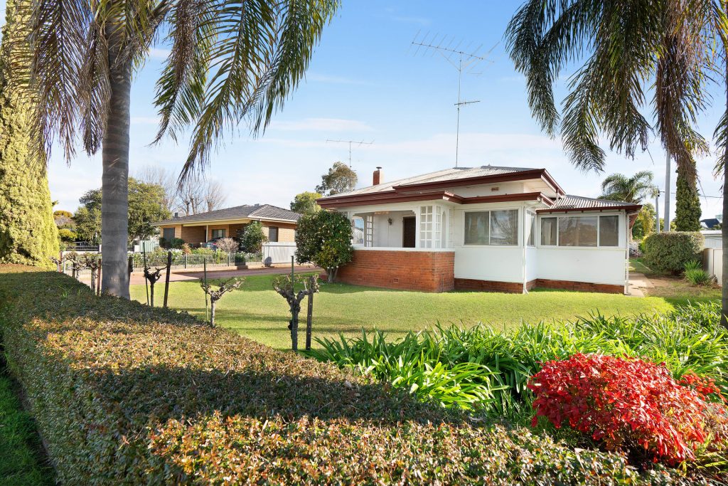 53 Palm Avenue, Leeton NSW 2705 - McGrath Riverina