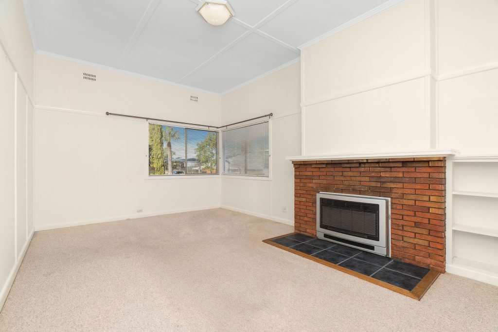 53 Palm Avenue, Leeton NSW 2705 - photo 3