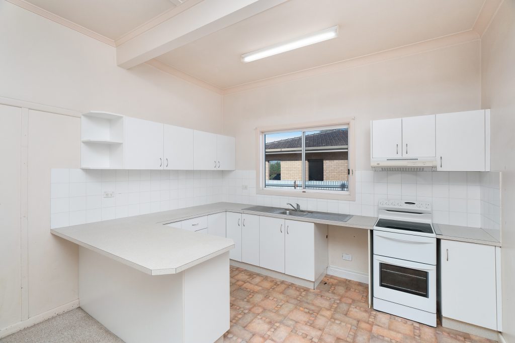 53 Palm Avenue, Leeton NSW 2705 - photo 4