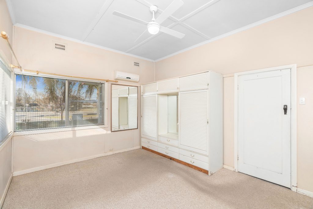53 Palm Avenue, Leeton NSW 2705 - photo 5