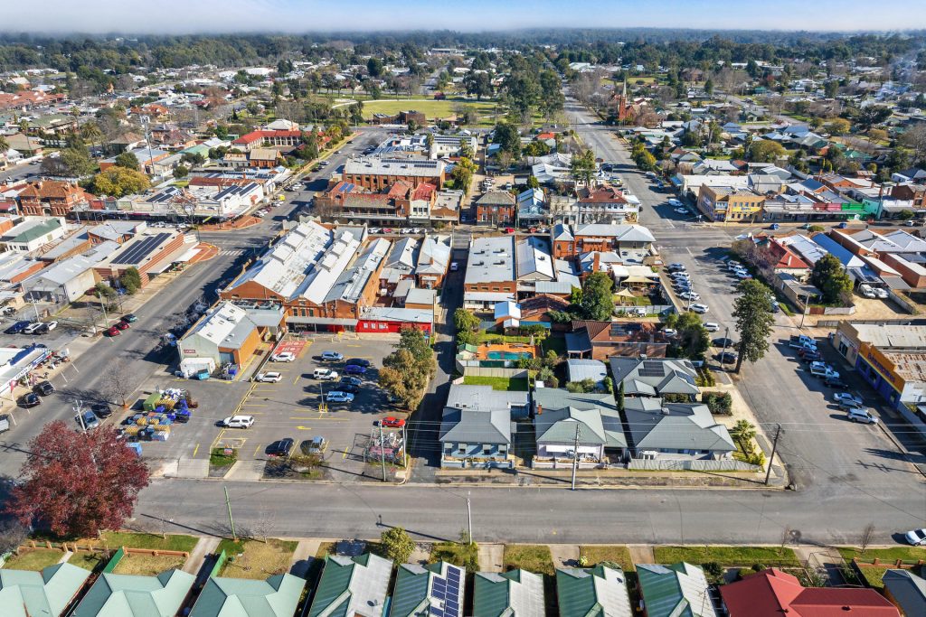 44 & 46B Charles Street, Narrandera NSW 2700 - photo 2