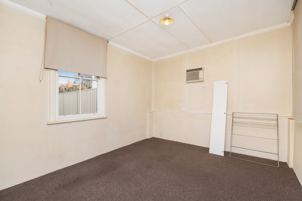 44 & 46B Charles Street, Narrandera NSW 2700 - photo 16