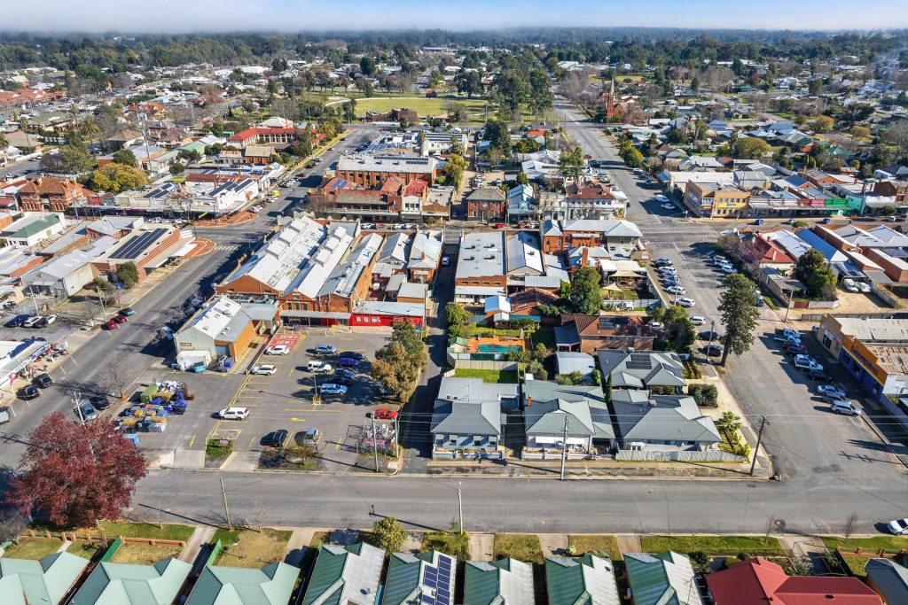 44 & 46B Charles Street, Narrandera NSW 2700 - photo 3
